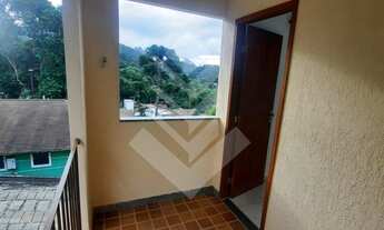 Imagem 2: CASA 2 ANDARES EM MURY