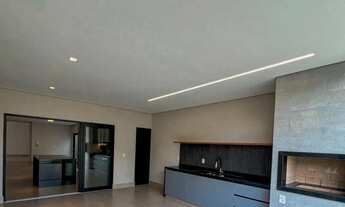 Imagem 4: Casa ampla com piscina bem localizada no Adrianópolis Prox a Av. Via Láctea