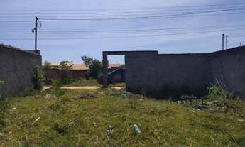 Imagem 2: Terreno praia do abais murado de