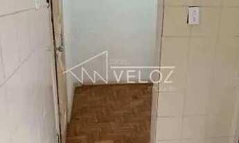 Imagem: Apartamento - / Residencial / Catete