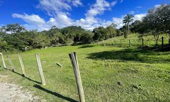 Imagem: Terreno à venda no bairro Ratones, Florianópolis/SC
