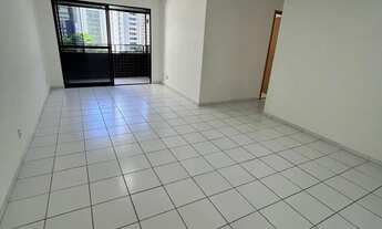 Imagem 2: Em Setúbal 110m2 03 quartos sendo 01 suíte, Varanda, ventilado com armários fixos. Próx ao