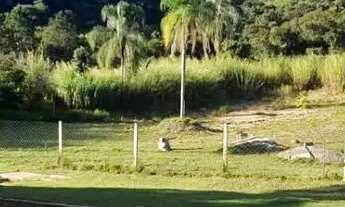 Imagem 3: Terreno à venda em Atibaia com 5848m² dentro de Condomínio fechado, fácil acesso à Rodovia