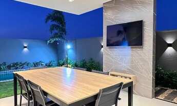 Imagem 7: Sobrado para venda possui 233 metros quadrados com 4 quartos em Cidade Alpha - Eusébio - C