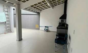 Imagem 4: Maravilhosa casa 100% reformada no Vista Verde com 4 dormitórios, sendo 3 suítes