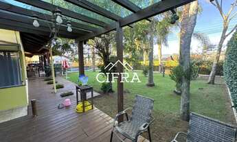 Imagem 7: Casa de Alvenaria - Venda - 04 dormitórios - 390m2 - Semi Mobiliada - Piscina - Rua Leopol