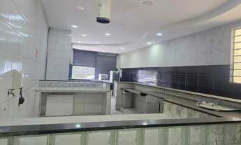 Imagem 7: Salão comercial para locação na Vila Formosa com estrutura pronta para pizzaria, bar ou re