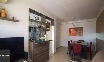 Imagem 2: Apartamento mobiliado de 3 dormitórios, 1 suíte e 1 vaga no bairro Cristal