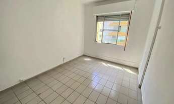 Imagem: KITNET EM FRENTE À PRAIA!