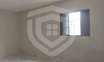 Imagem 3: CASA ISAURA PITTA GARMS 2 QUARTOS 1 SALAS 5 VAGAS