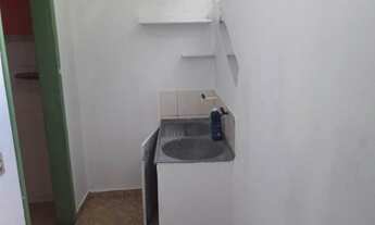 Imagem 2: Casa de 3 pavimentos, 3 quartos, sala, cozinha, 2 banheiros, 2 vagas cobertas