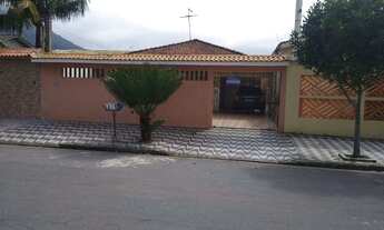 Imagem 3: Casa para venda tem 250 metros quadrados com 3 quartos em Solemar - Praia Grande - SP