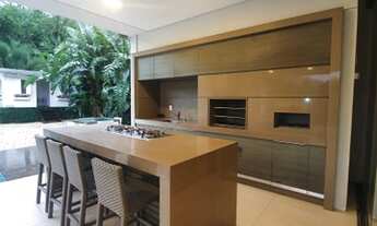 Imagem 3: Casa de condomínio para venda tem 601 metros quadrados com 6 quartos