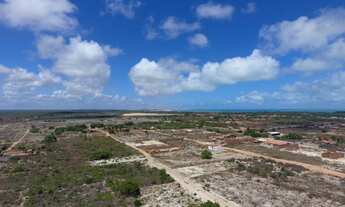 Imagem 4: Lotes no centro de PARACURU
