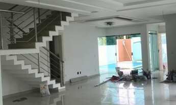 Imagem 2: Casa de condomínio para venda com 380 metros quadrados com 4 quartos