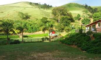 Imagem 4: Vendo linda propriedade com 2 halqueres, com 3 quartos em Bom Jardim RJ
