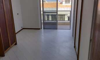 Imagem 5: Amplo apartamento para locação na quadra da praia