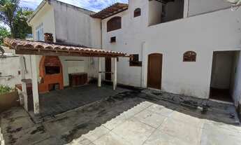 Imagem 7: Cod 2452 Casa Centro c/ 6qts, sendo 1suíte, 5brs, 4vgs, amrs, varand, banheira, churrqr