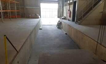 Imagem 2: GALPÃO COM 2100 METROS COM POSIÇÕES PORTA PALLETS