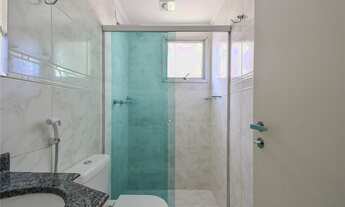 Imagem 4: 69m2 com 2 dormitórios, sendo 1 suíte e 1 com banheiro social, sacada com vista livre, 1 v