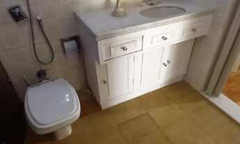 Imagem 2: Apartamento com 2 dormitórios à venda, 85 m² por R$ 420.000,00 - Icaraí - Niterói/RJ