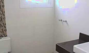 Imagem 2: Sobrado para Venda - 135m², 3 dormitórios, sendo 1 suites, 2 vagas - Guarujá