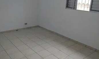 Imagem 2: Casa com dois dormitórios, sem vaga de garagem, no Jardim Las Vegas - Guarulhos