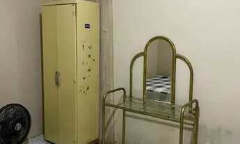 Imagem: Leia com atenção ALUGO quartos para mulheres