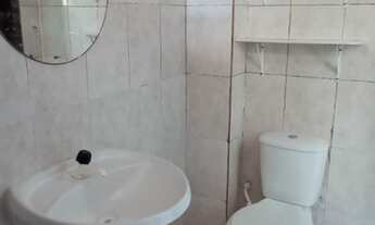 Imagem 2: Aluga-se kitnet Casa com 1 dormitório