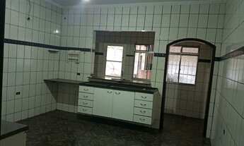 Imagem 6: Casa com 3 dormitórios para alugar por R$ 2.200,00/mês - Vila Monteiro - Poá/SP