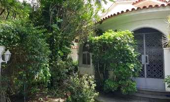 Imagem 2: Casa grajaú, 4 quartos, rua tranquila, sem saída