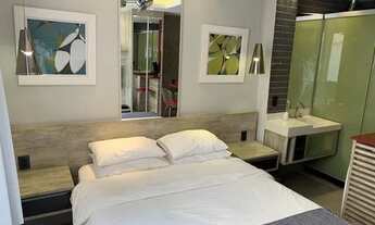 Imagem 2: REFORMADO E MOBILIADO NA QUADRA DA PRAIA DE IPANEMA!