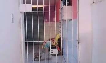 Imagem 4: Aluga bom ponto comercial chamar no WhatsApp *78