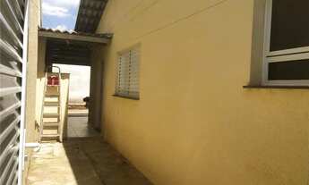 Imagem: Casa com 2 dormitórios sendo 70m¹ por