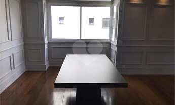 Imagem 7: Apto 220 metros no Campo Belo. varanda, 5 vagas, 3 suítes. Visite