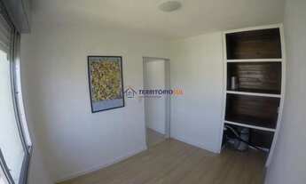 Imagem 2: Apartamento com 2 dormitórios totalmente reformado com 2 vagas rotativas