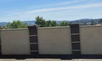 Imagem: Lindo terreno já murado no condomínio