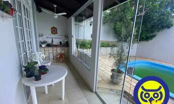 Imagem 4: Casa com 4 quartos (1 suíte), para venda com piscina e vista para beira mar