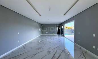 Imagem 4: Casa Residencial de 4 quartos sendo 3 suites com 378,90m² nos Ingleses