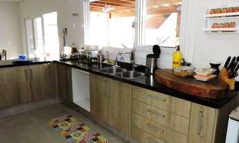 Imagem 7: Sobrado à venda em Cotia, Chácaras São Carlos, com 3 suítes, com 373.7 m², Vintage - Arte