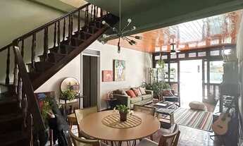 Imagem 2: Cobertura Duplex não mobiliada, aconchegante com varandas e piscina privativa no Meireles