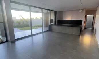 Imagem 6: Casa para venda possui 268 metros quadrados