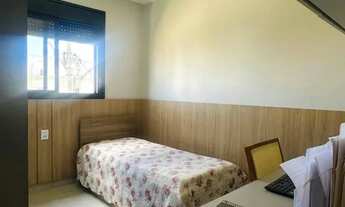 Imagem 5: Sobrado no Jardins Marselha com 4 quartos sendo 3 suites em Goiânia