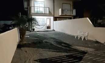 Imagem: Alugo casa na praia do sonho, 100 metros