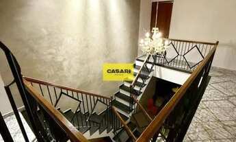 Imagem 7: Sobrado à Venda com 3 Quartos, Suíte, Garagem para 5 Carros e Ótima Localização