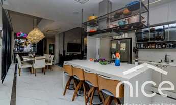 Imagem 2: Casa mobiliada em condomínio fechado, de 275m², com 3 Suítes, no bairro Fazenda, em Itajaí