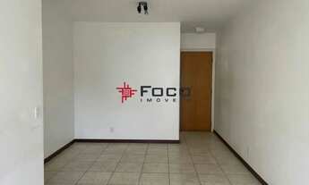 Imagem 2: LT Apartamento / Ed. Siena / Jardim Aquárius / 02 Dormitórios / 68m² / São José dos Campos