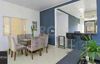 Imagem 6: Casa bairro Medianeira, com 3 dormitórios, 2 banheiros, com piscina para venda