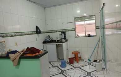 Imagem 2: Vende-se Casa 2/4 sala,cozinha, banheiro, área de serviço
