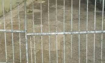 Imagem: Edicula no solo sagrado com gar.com propietario